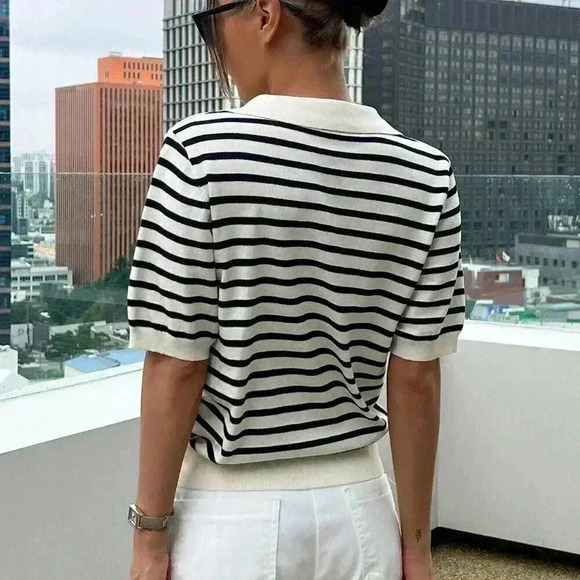 Black and White Casual Women's Striped Pattern Knit Top - Picture 2 of 8